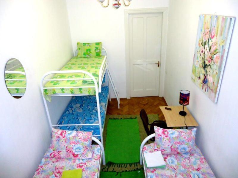Hostel Kreshatik Kyiv Quarto foto