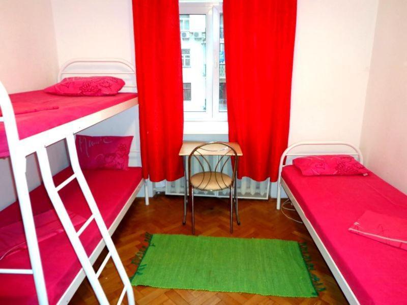 Hostel Kreshatik Kyiv Quarto foto